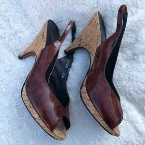 Donald J Pliner Couture 7 1/2M heel brown.